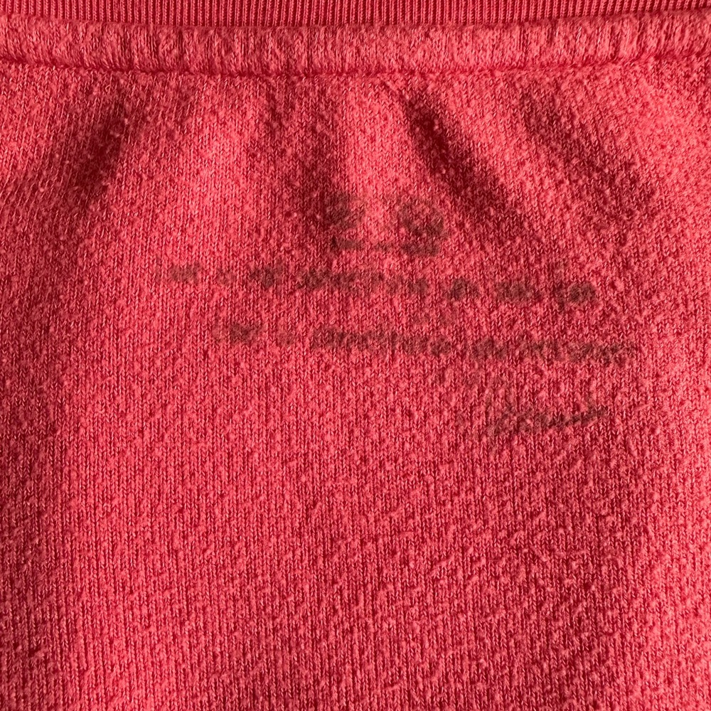 Peace Love World sweater - Picture 3 of 4